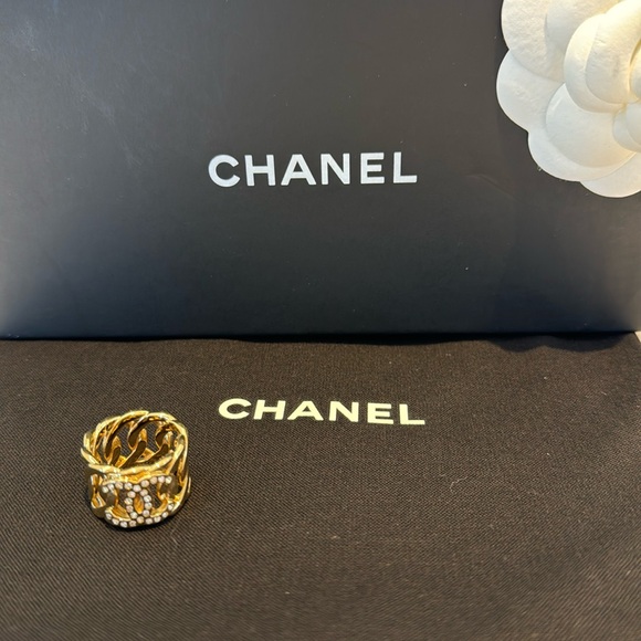 Authentic CHANEL Ring Metal/Strass/Dore Rhinestone S:6 - Picture 6 of 14